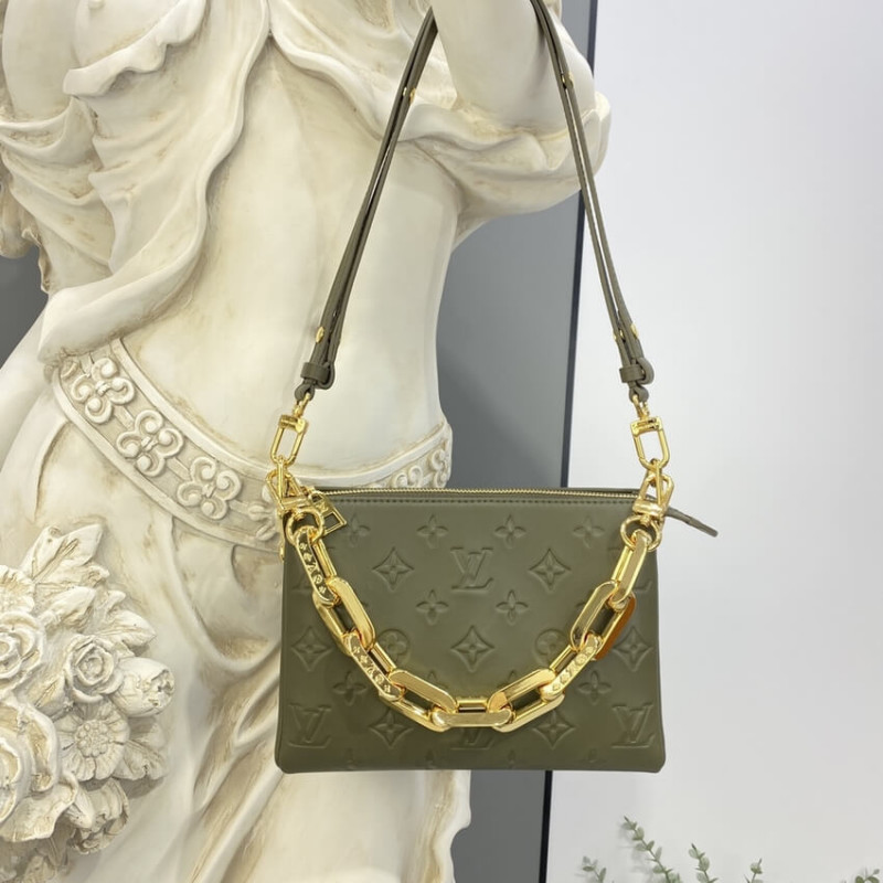 Louis Vuitton Coussin BB M57993