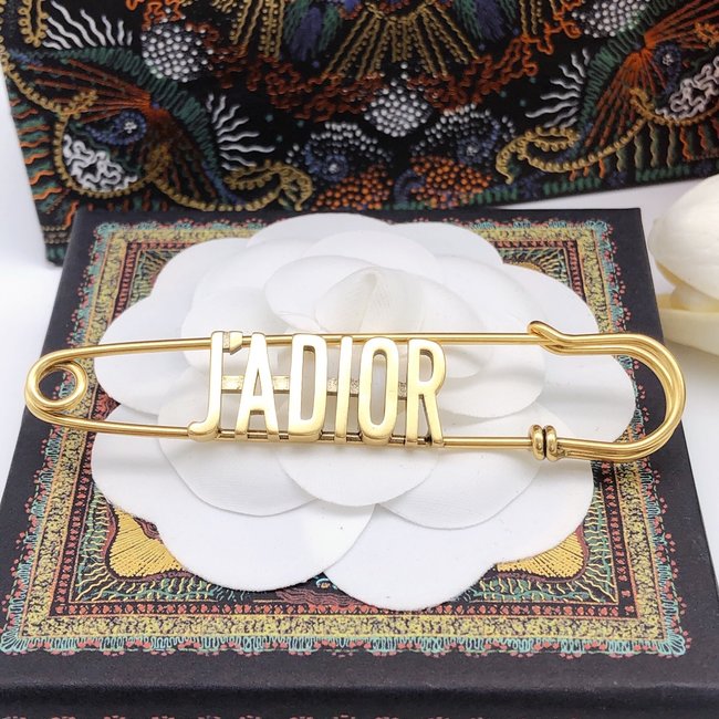Dior Brooch CSJ40001266