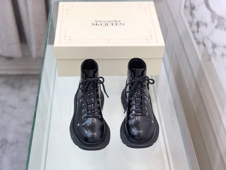 Alexander McQueen boots short boots