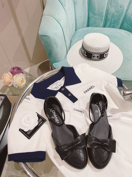 Chanel bow sandals