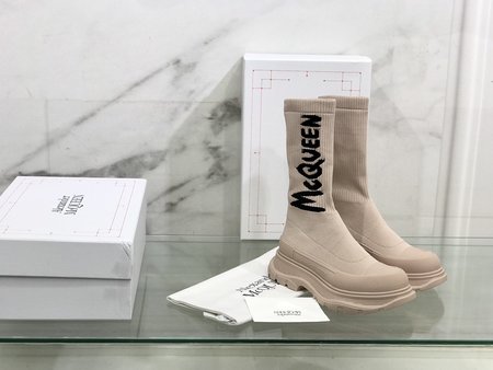 Alexander McQueen Tread Slick boots