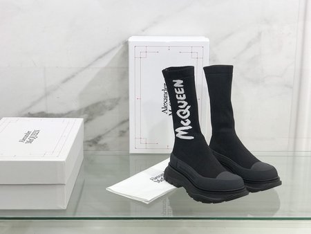 Alexander McQueen Tread Slick boots