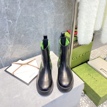 Gucci Chelsea boots