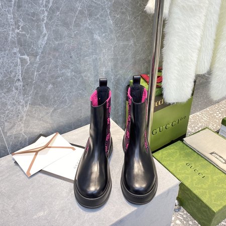 Gucci Chelsea boots
