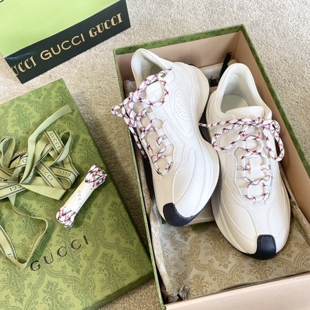 Gucci sports shoes