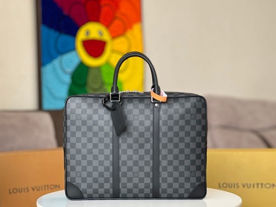 Louis Vuitton LV Damier Ebene Canvas Classic Shoulder Bag 18724