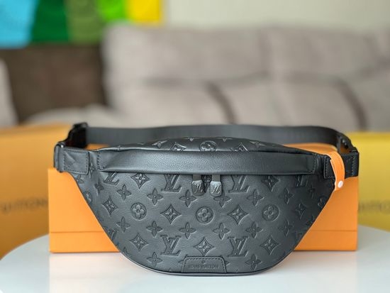 Louis Vuitton LV Discovery Monogram Shadow Waist Bag M46036