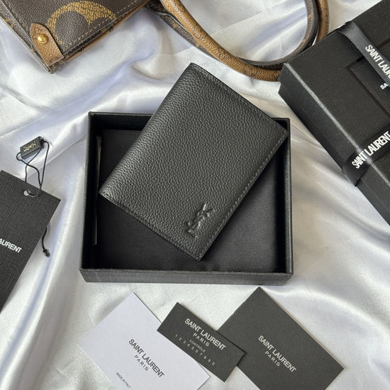 Yves Saint Laurent YSL Single Fold Wallet Embossed Grain Cowhide 668736