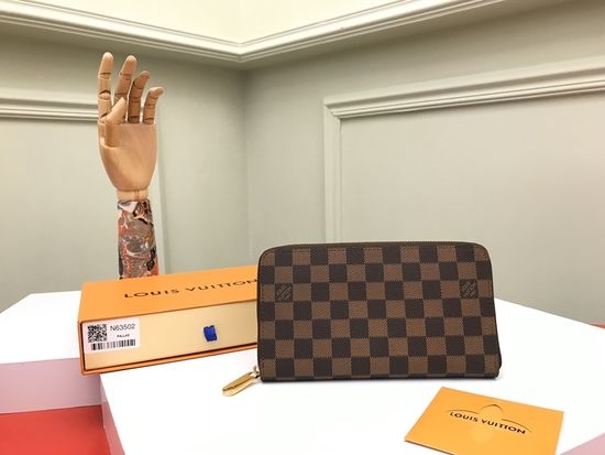 Louis Vuitton LV Brown Monogram Zippy Organizer Wallet with Coin Pocket 14948