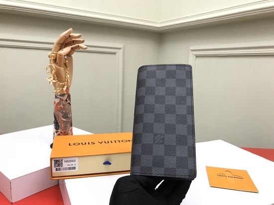 Louis Vuitton LV Brazza Wallet Damier Graphite N62665