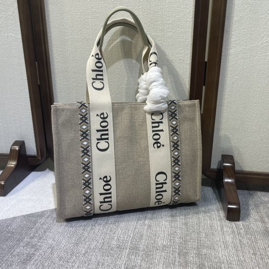 Chloe Woody Embroidered Linen Tote Bag 6058