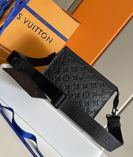 Louis Vuitton LV Gaston Wearable Wallet with Adjustable Strap M81115
