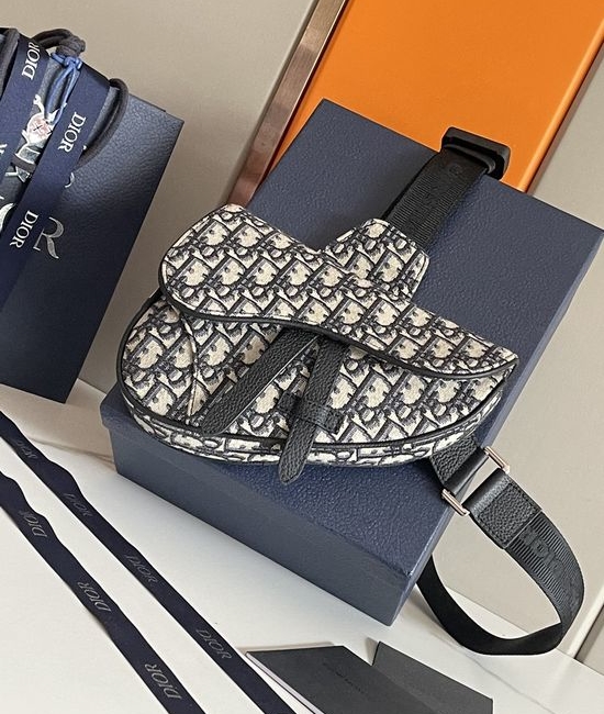 Christian Dior CD Saddle Mini Leather Crossbody Bag 93305