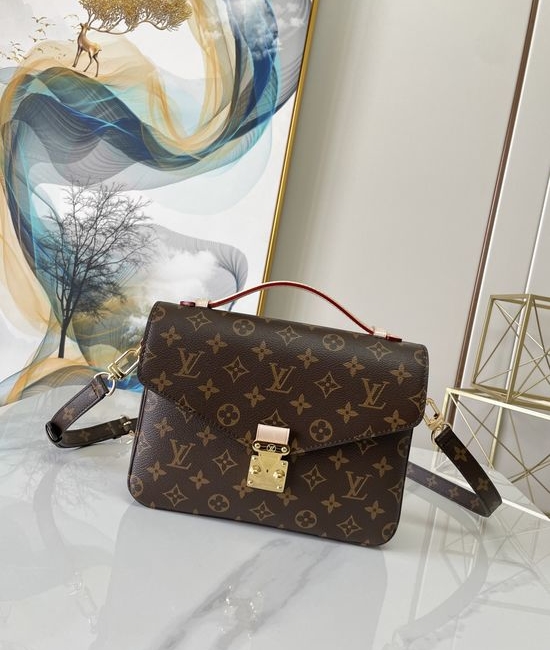 Louis Vuitton LV Pochette Metis Messenger Bag M40780