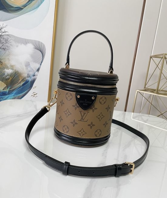 Louis Vuitton LV CANNES Classic Cylinder Bag M43986