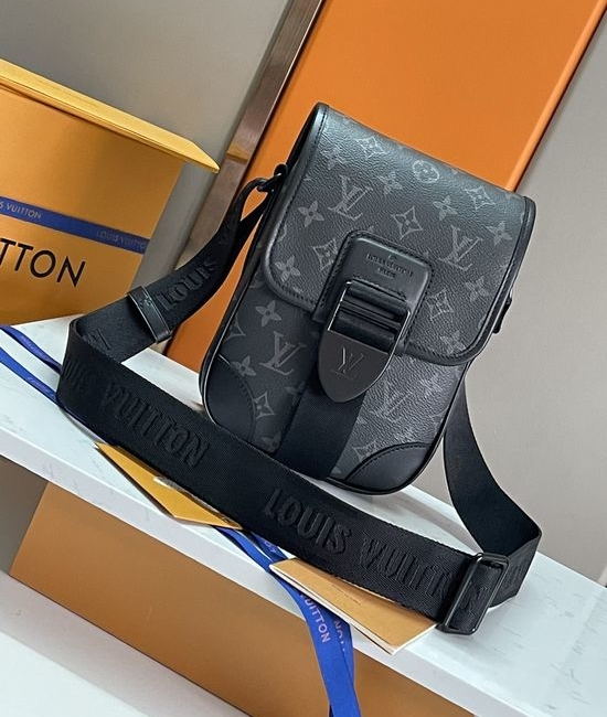 Louis Vuitton LV Archy Monogram Canvas Messenger Bag M46442