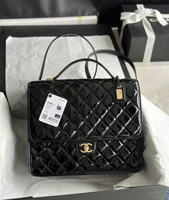 Chanel Mail Bag Ball Grain Fish Roe Series 18104