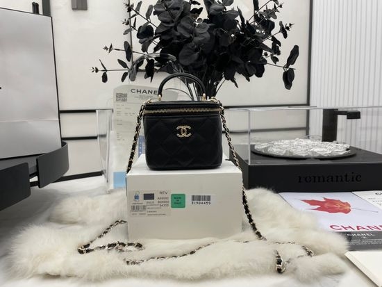 Chanel Classic Chain Handbag A68092