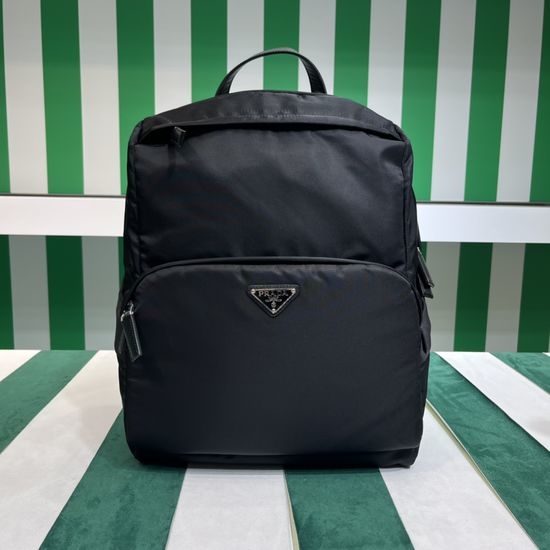Prada Backpack Casual Design 2VZ104