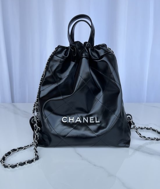 Chanel Classic Leather Handbag AS3859