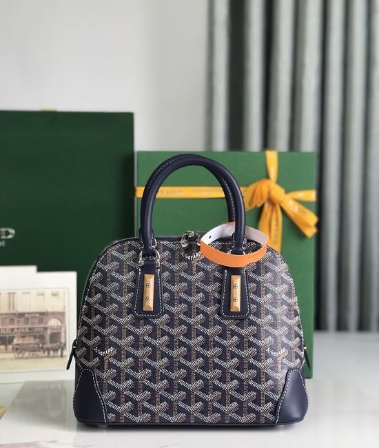 Goyard Vendome Classic Shell Bag 8274