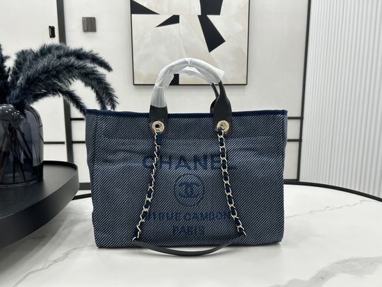 Chanel Canvas Beach Bag Lightweight Travel Essential 66941