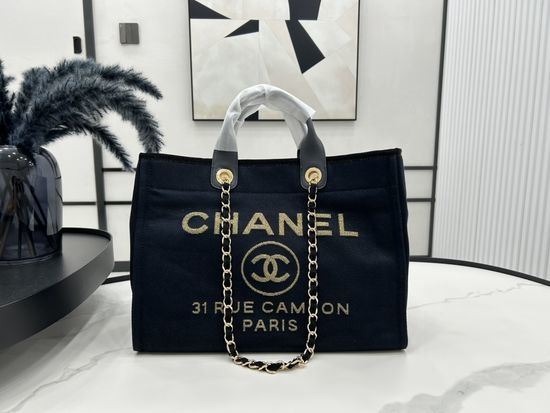 Chanel Large Tote Bag Versatile for Daily and Travel 66941
