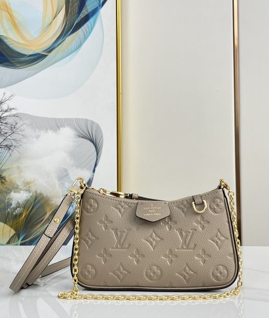 Louis Vuitton LV Easy Pouch Chain Crossbody Bag M81862