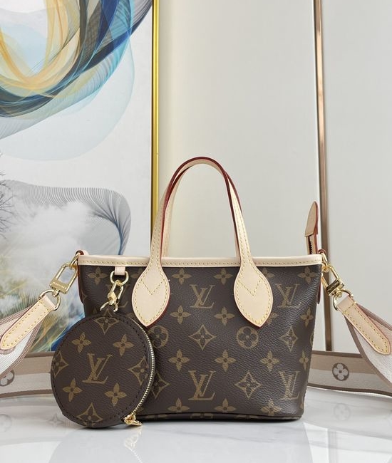 Louis Vuitton LV Neverfull BB Monogram Shopping Bag M46705