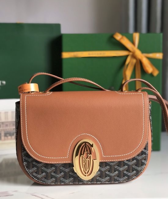 Goyard 233 Classic Flap Shoulder Bag 020213