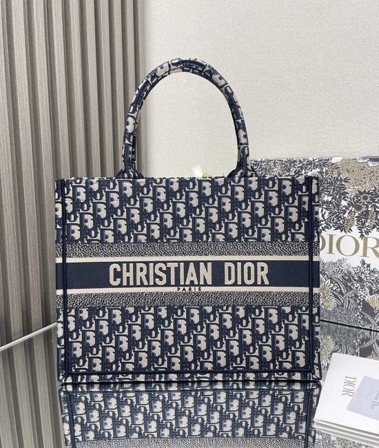 Christian Dior CD Classic Monogram Tote Bag