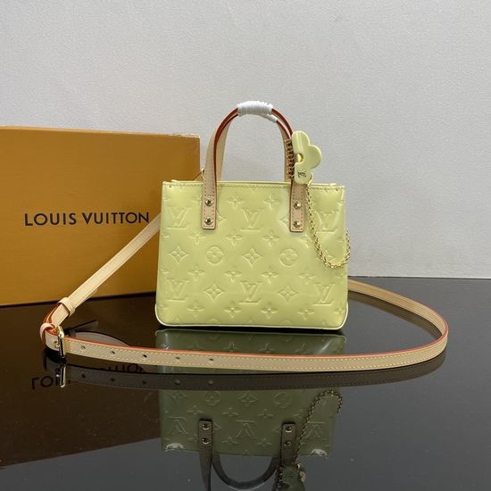 Louis Vuitton LV Reade Small Handbag M24028