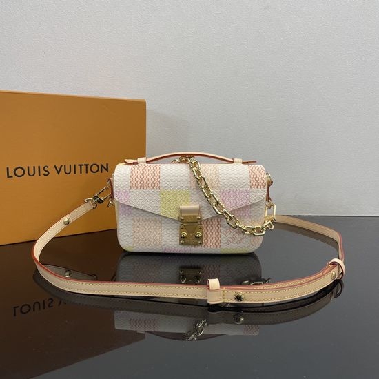 Louis Vuitton LV Pochette Metis East West Bag N40749