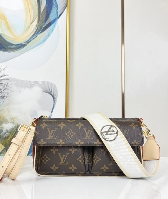 Louis Vuitton LV Soho Medium Backpack M14653