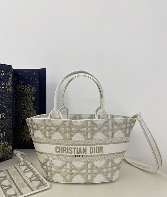 Christian Dior CD Tote Embroidered Shoulder Bag 18720