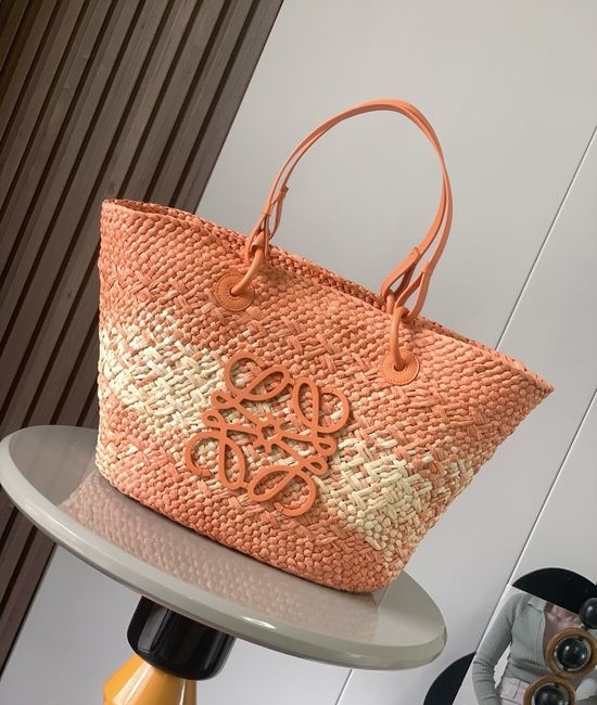 Loewe Anagram Basket Woven Palm Leather Bag 8008