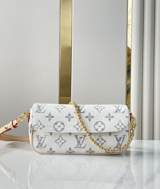 Louis Vuitton LV Chain Ivy Denim Crossbody Bag M83499