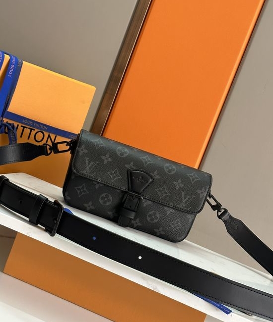 Louis Vuitton LV Montsouris Mini Backpack M83567