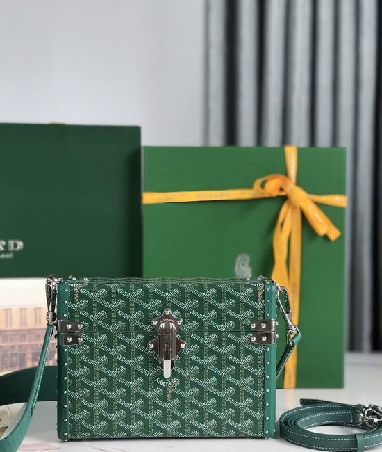 Goyard Cassette Classic Box Bag 2105