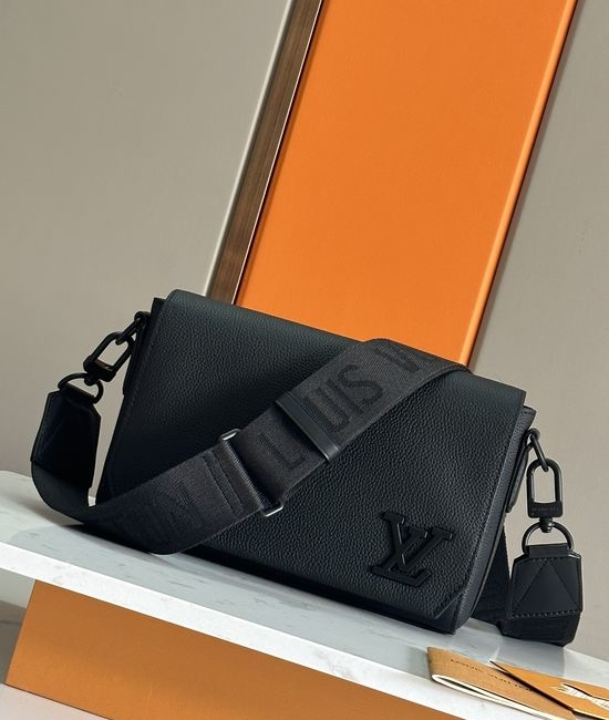 Louis Vuitton LV Aerogram Takeoff Small Messenger Bag M24769