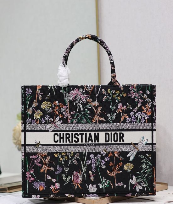 Christian Dior CD Book Tote Embroidered Shopping Bag 1286