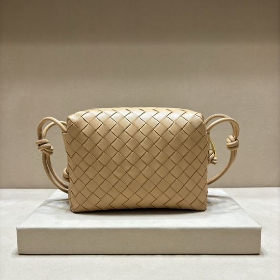 Bottega Veneta BV Woven Small Square Bag 3001S