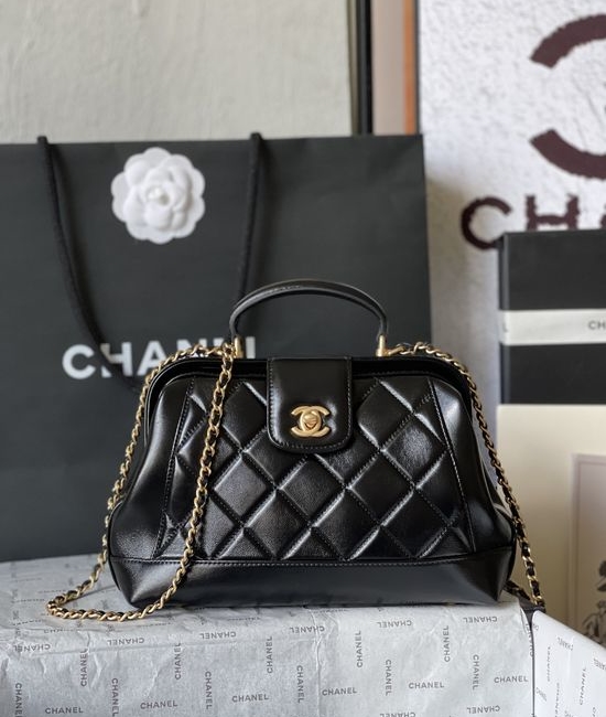 Chanel Metiers d Art Quilted Oil Wax Leather Bag AS4959