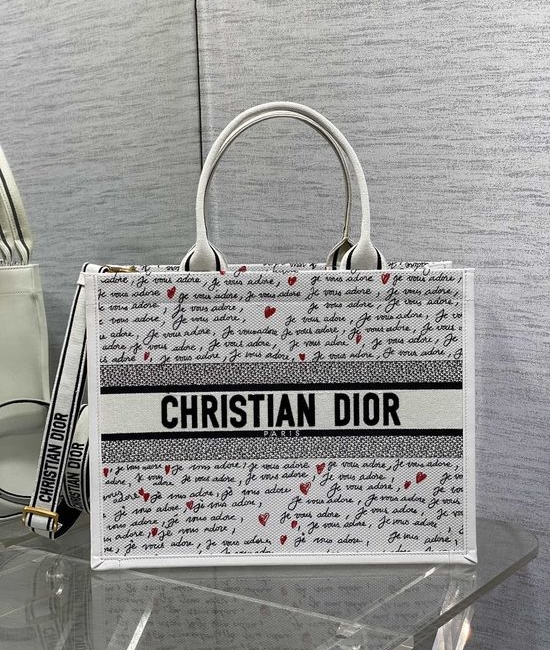 Christian Dior CD Tote Qixi Limited Embroidered Medium 8005