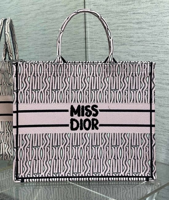 Christian Dior CD Tote Embroidery Large Handbag 8001