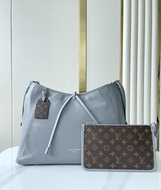 Louis Vuitton LV Carryall Leather Shopping Bag M12583