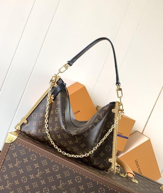 Louis Vuitton LV Lucky Trunk Monogram Handbag M12075