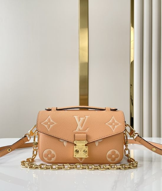 Louis Vuitton LV Pochette Metis Leather Crossbody Bag M12735
