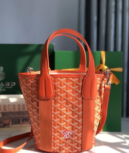 Goyard BELHARRA Small Bucket Bag 120230