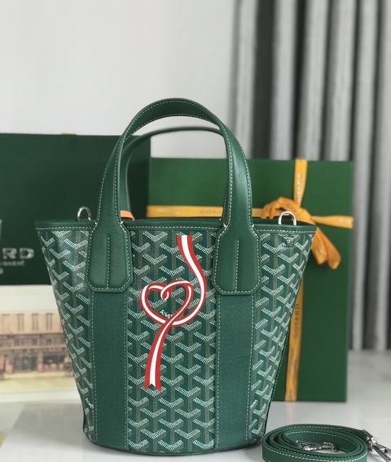 Goyard BELHARRA Small Bucket Bag 120230